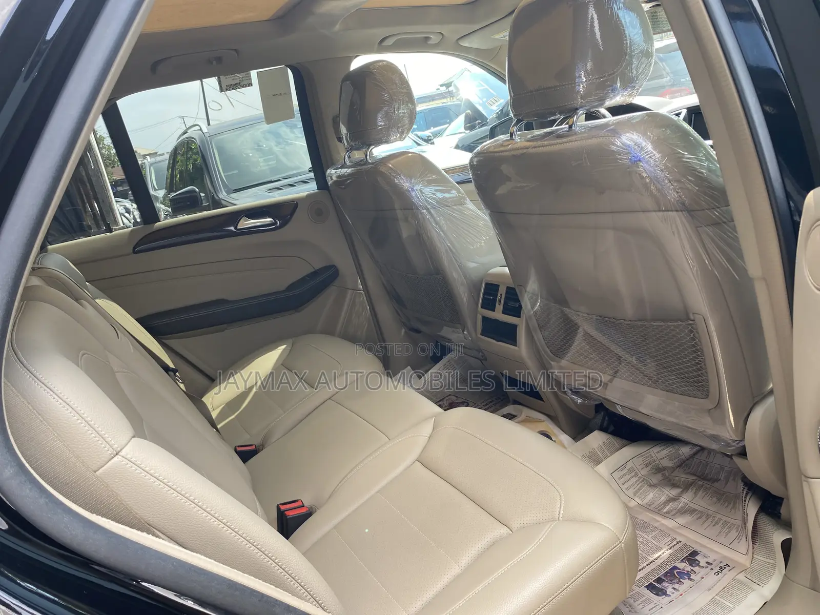 Mercedes-Benz M Class ML350 4MATIC 4dr SUV AWD (3.5L 6cyl 7A) 2014