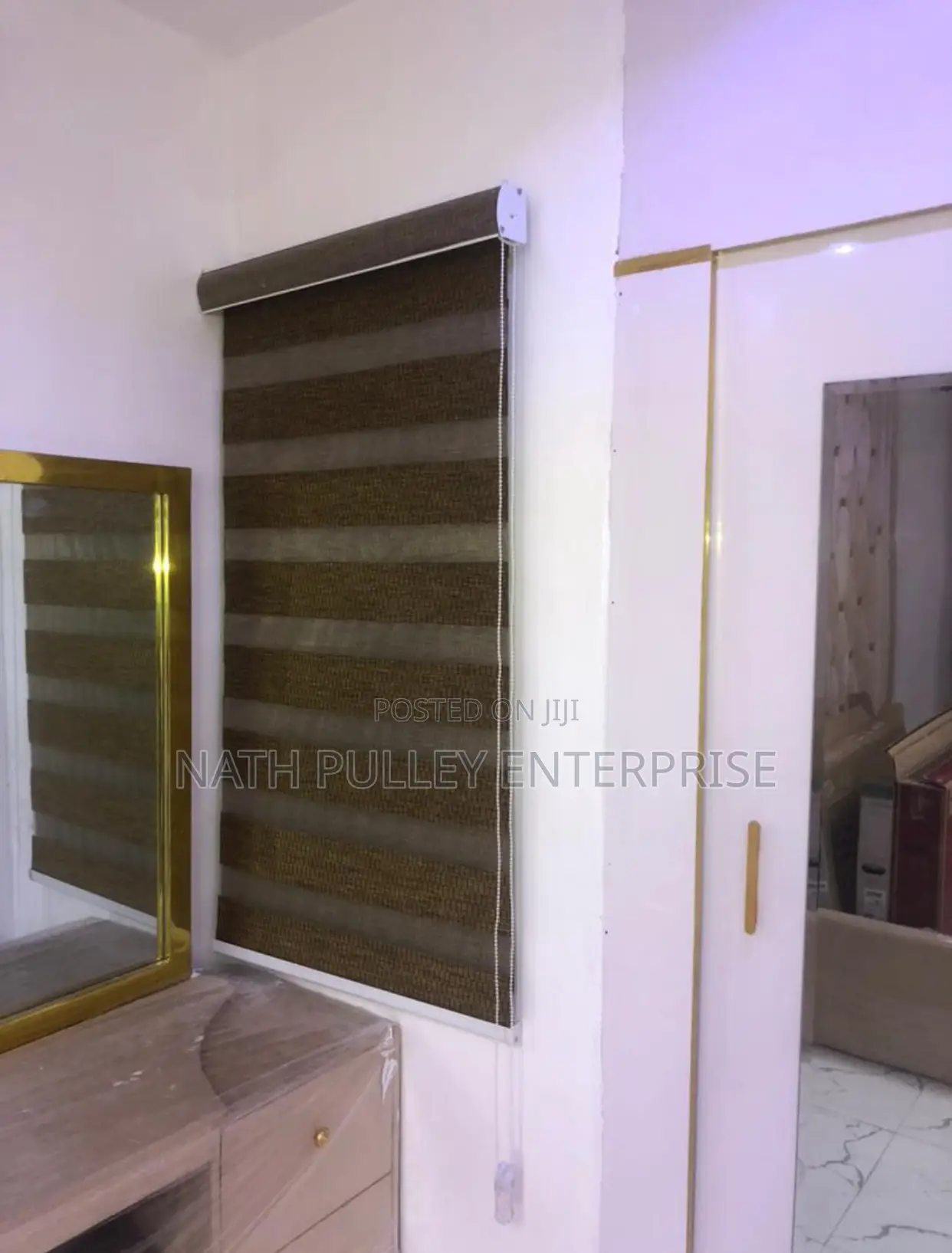 Patterned Golden Brown Window Blinds
