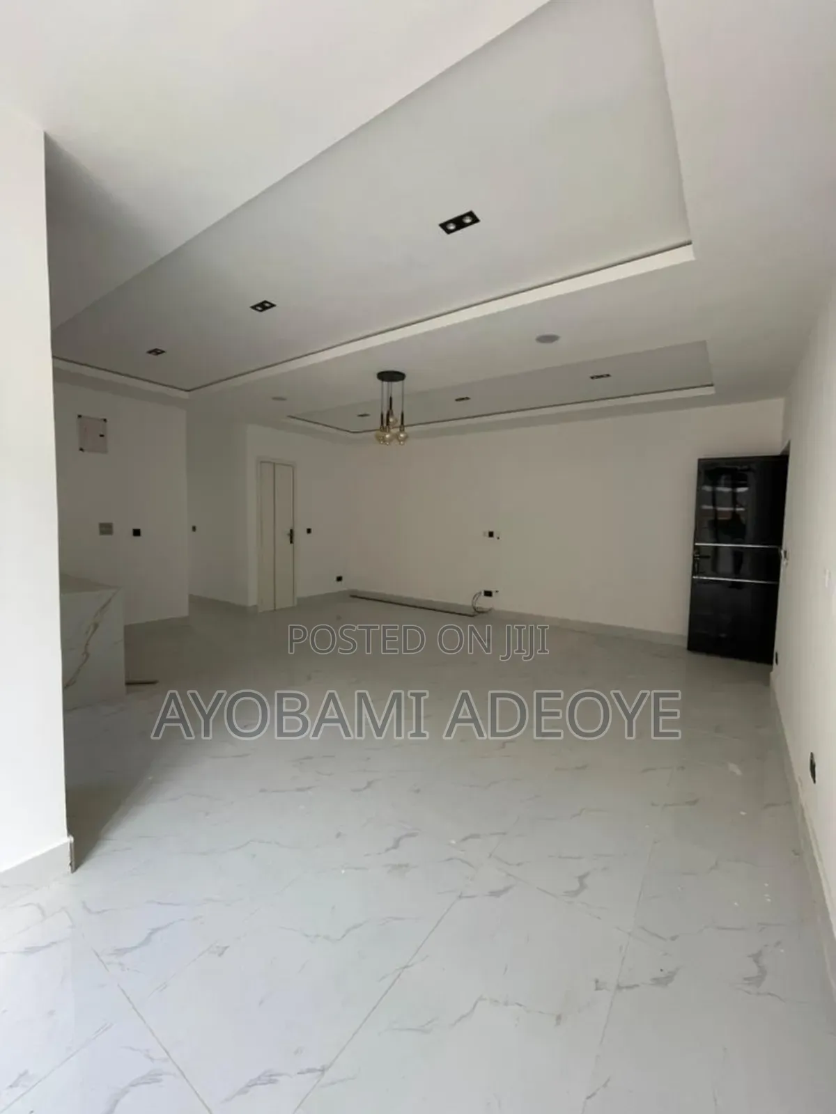 2bdrm Apartment in Lekki Phase 1 for sale