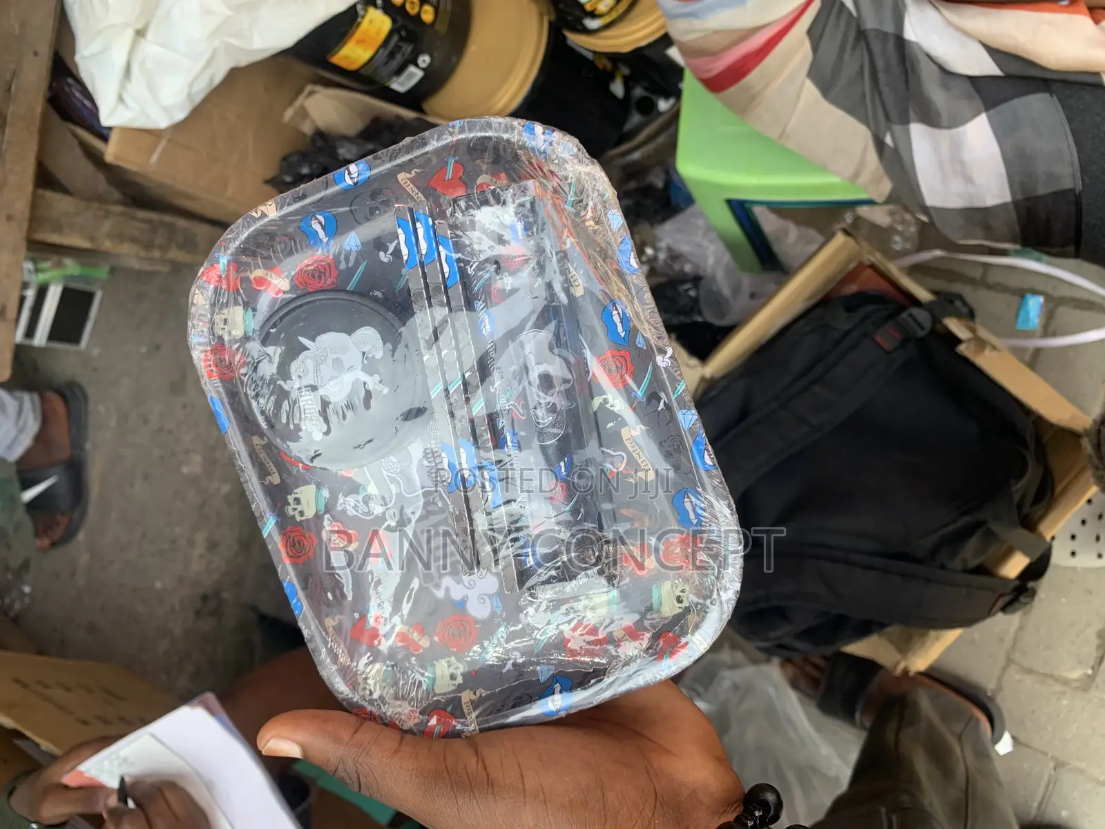 Decorated Smoking-Accessory
