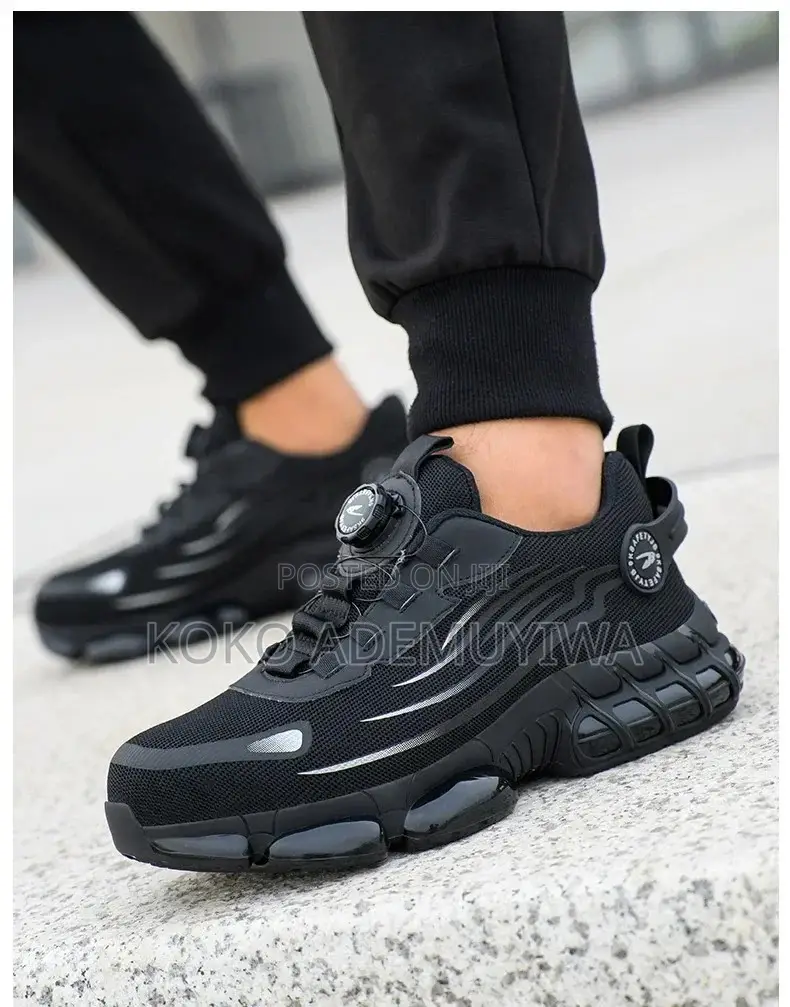 Shoe Fashionable Rotating Button New Safety Shoes
