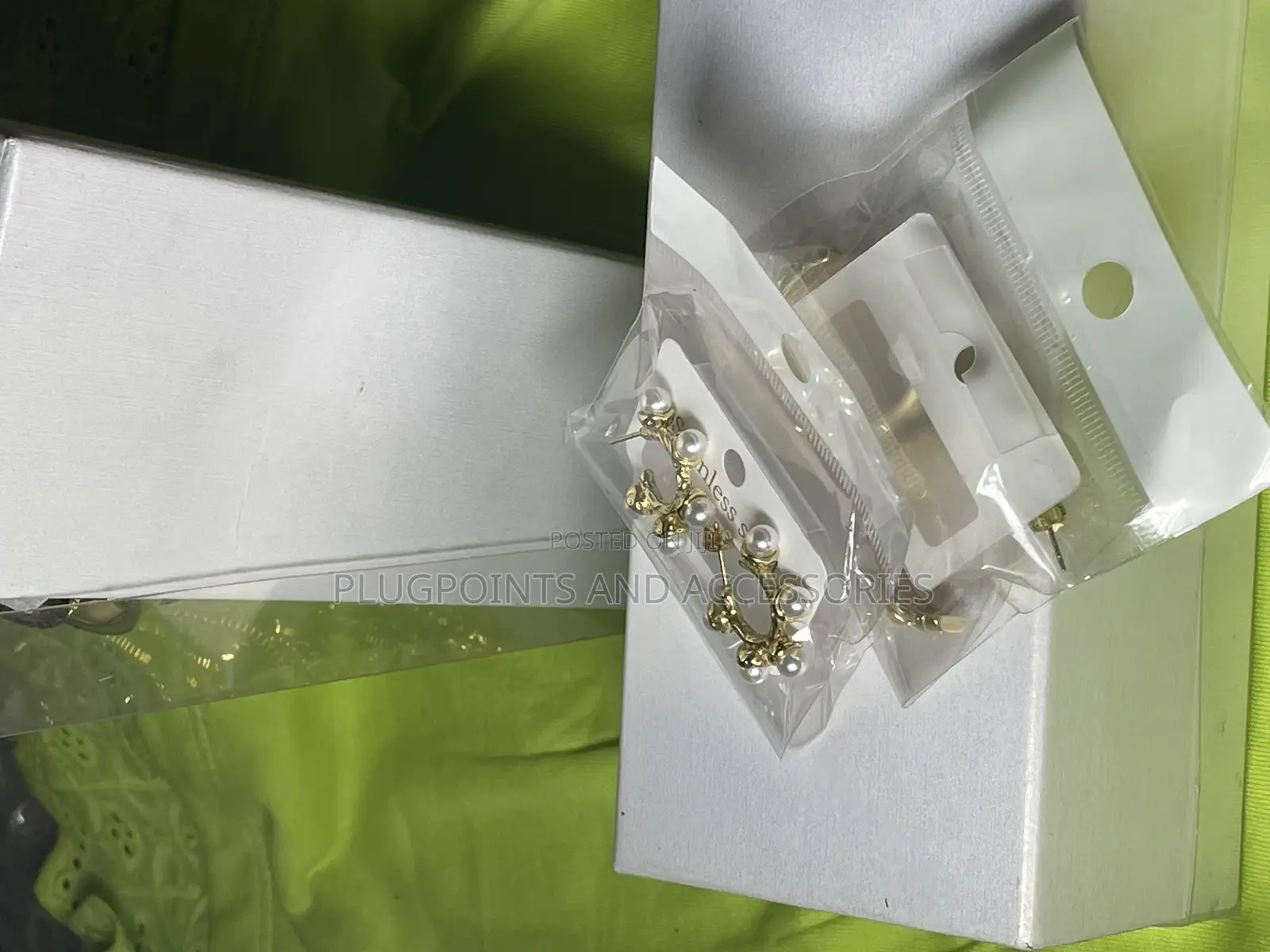 Confidence Statement Earrings Gold and Pearl