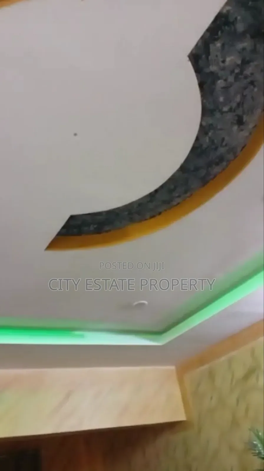 2bdrm Block of Flats in Royal Estate, Port-Harcourt for rent