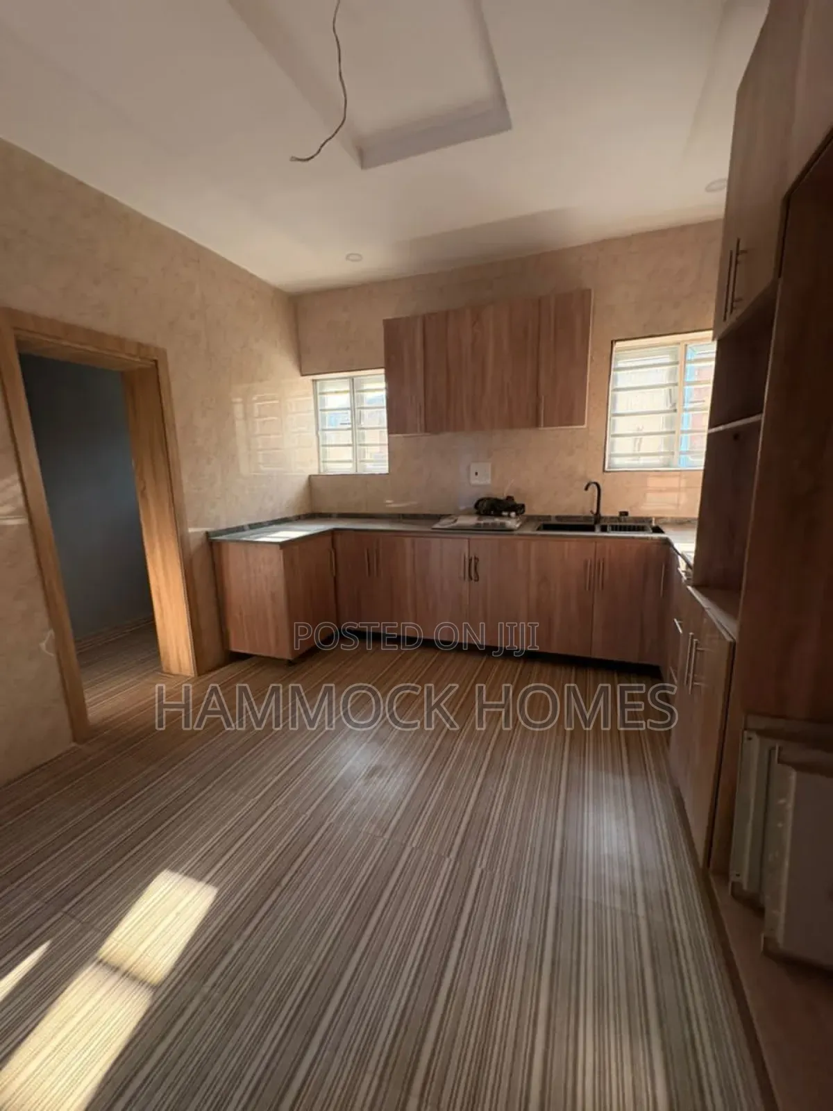 6bdrm Duplex in Airforce Estate, Akobo for sale