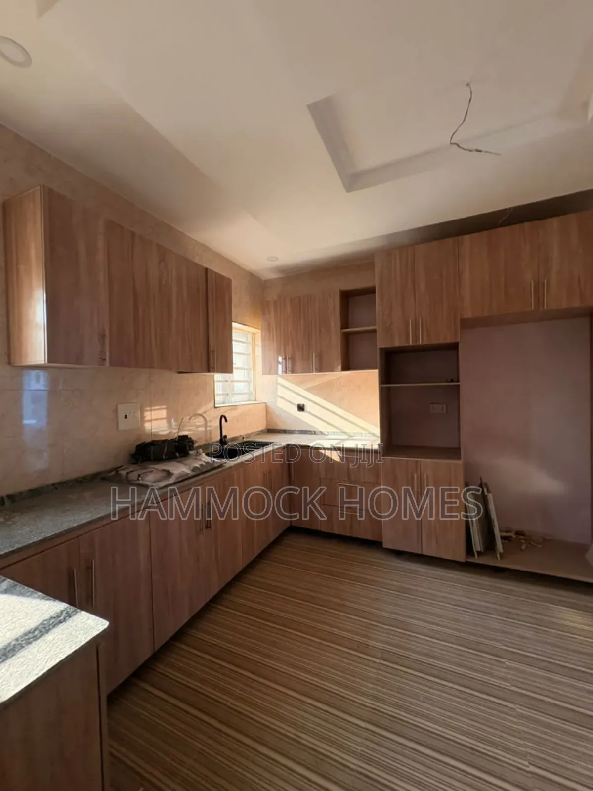 6bdrm Duplex in Airforce Estate, Akobo for sale