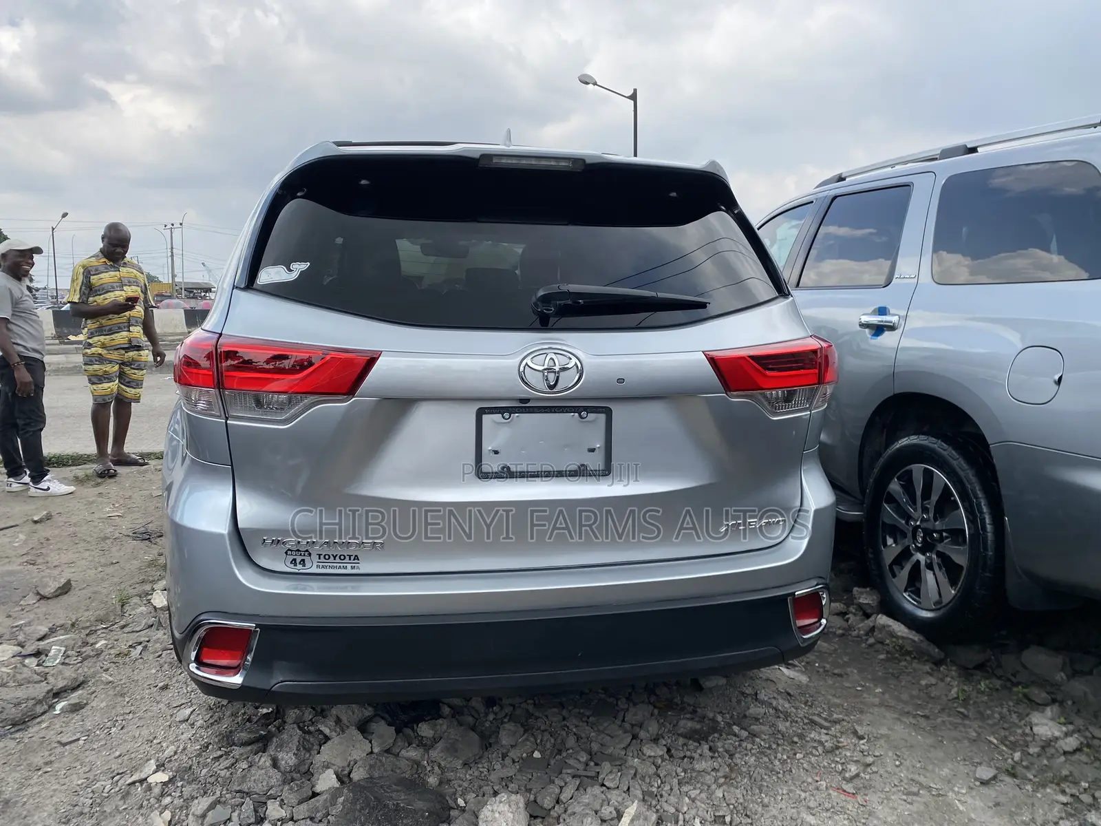 Toyota Highlander XLE 4x4 V6 (3.5L 6cyl 8A) 2018 Silver