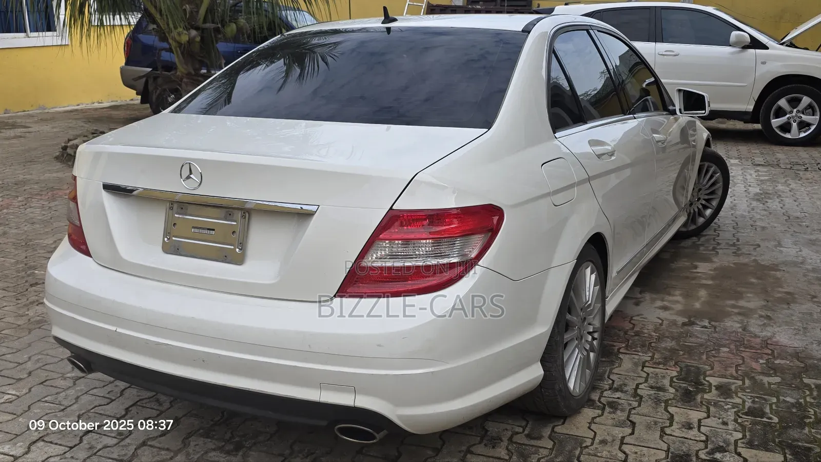 Mercedes-Benz C300 Sport 4Matic Sedan AWD (3.0L 6cyl 7A) 2010 White