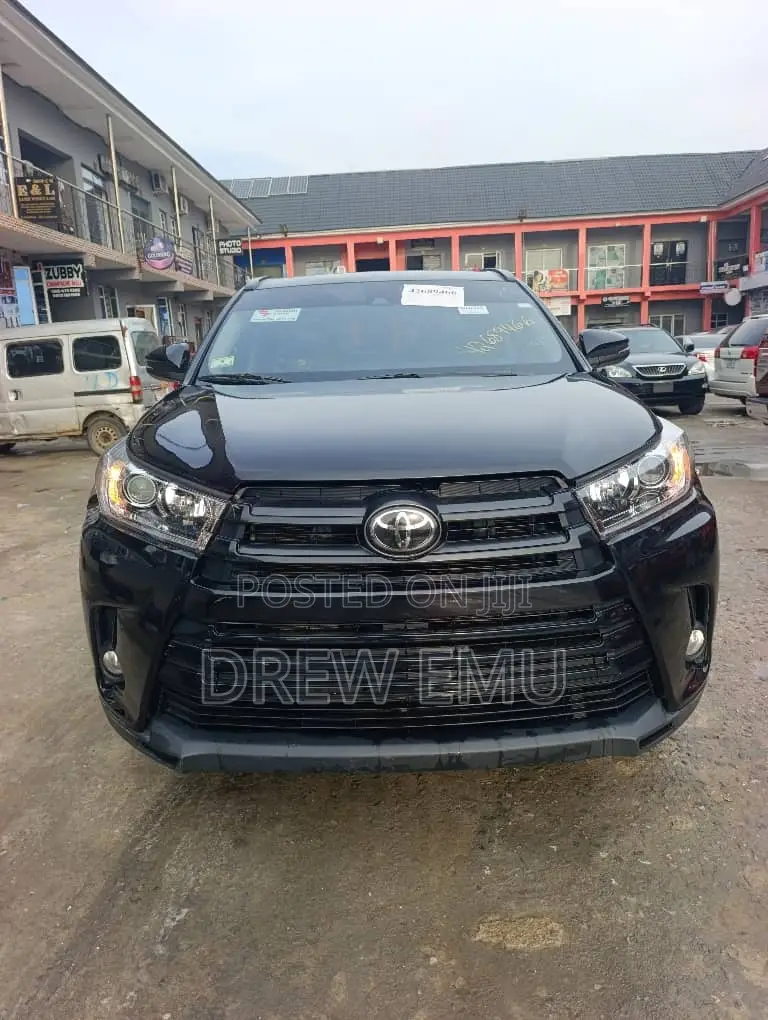 Toyota Highlander 2018 Black