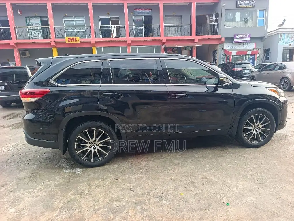 Toyota Highlander 2018 Black