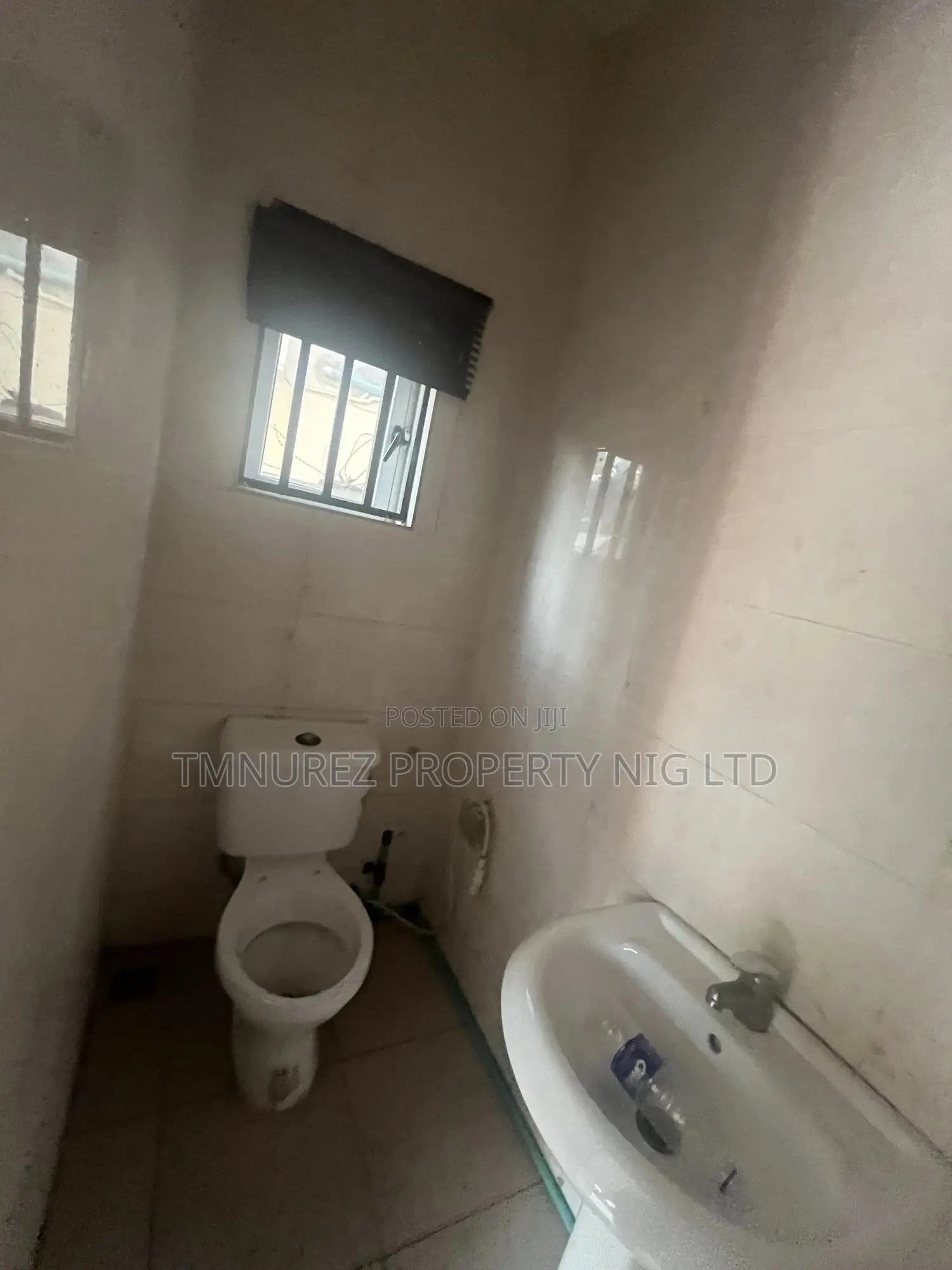4bdrm Duplex in Lekki Phase 1 for rent
