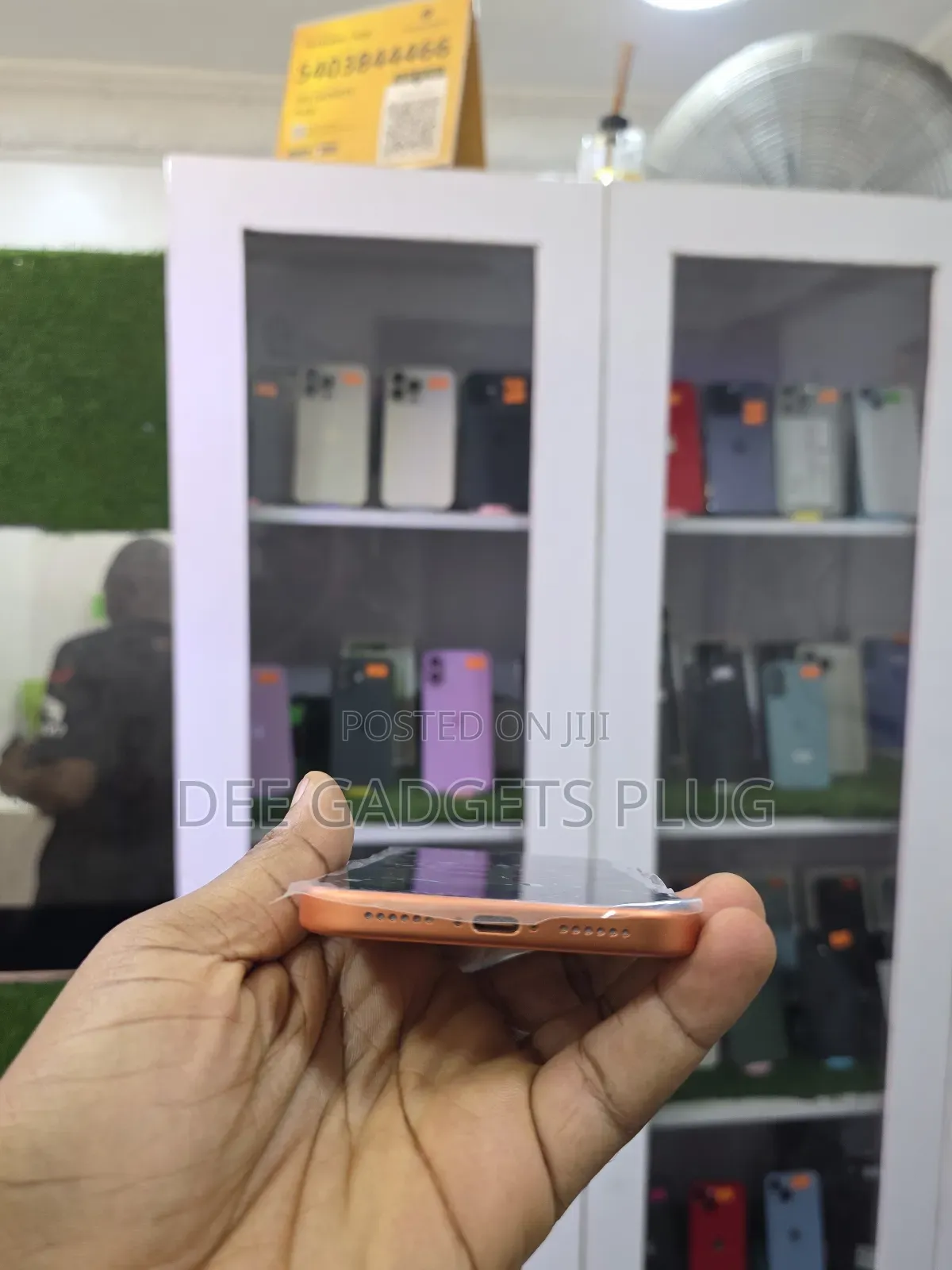 New Apple iPhone 17 Pro Max 256 GB Orange
