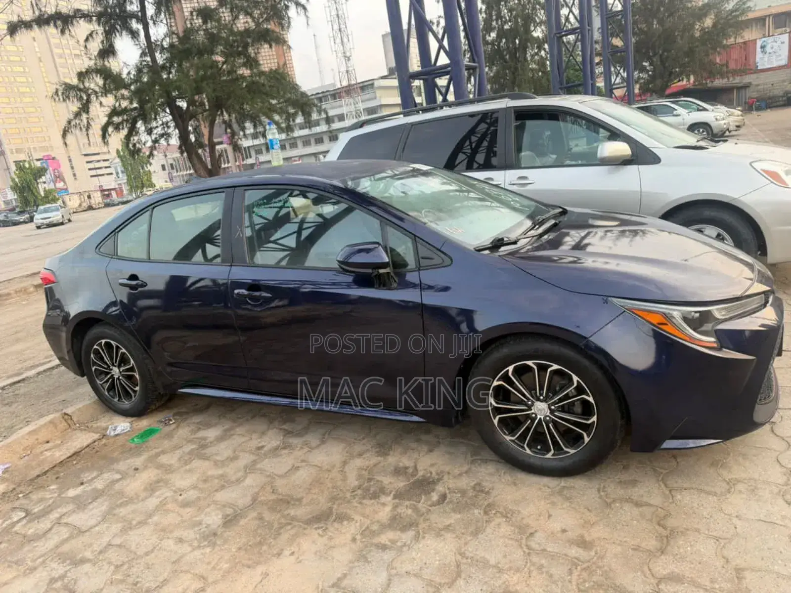 Toyota Corolla L 2020 Blue