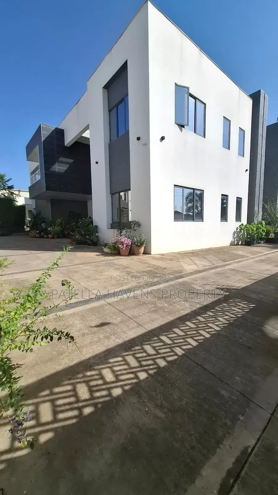 Furnished 5bdrm Duplex in Guzape District for sale