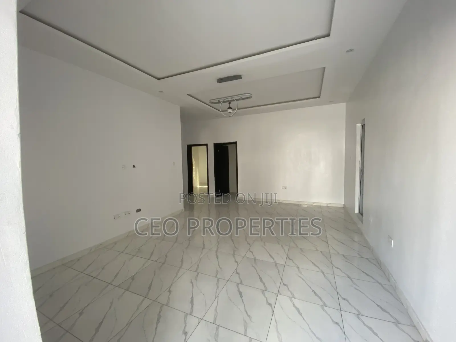 2bdrm Block of Flats in Scheme2/Mobil Rd, Ilaje / Lekki for sale