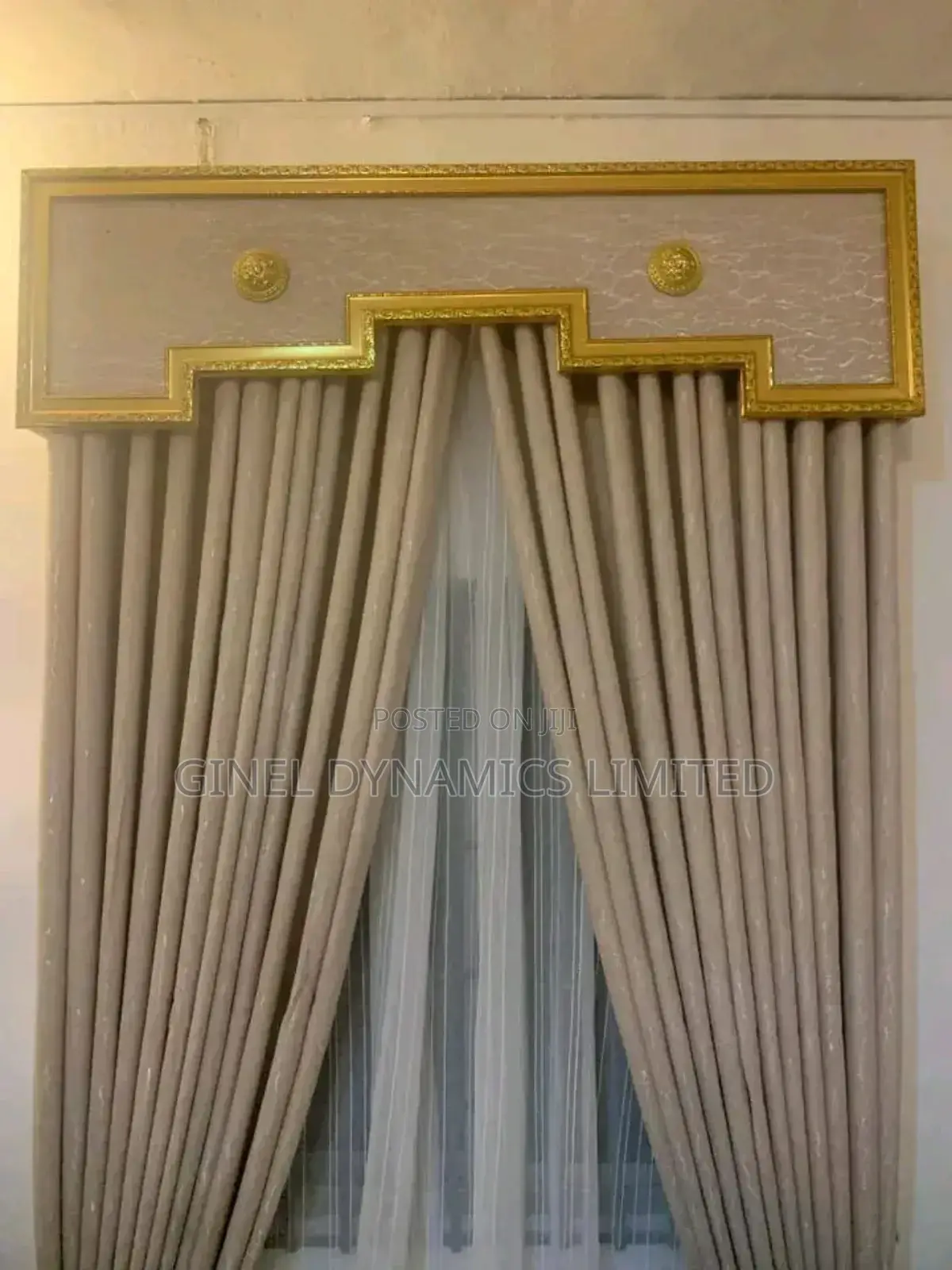 American Top Quality Curtain