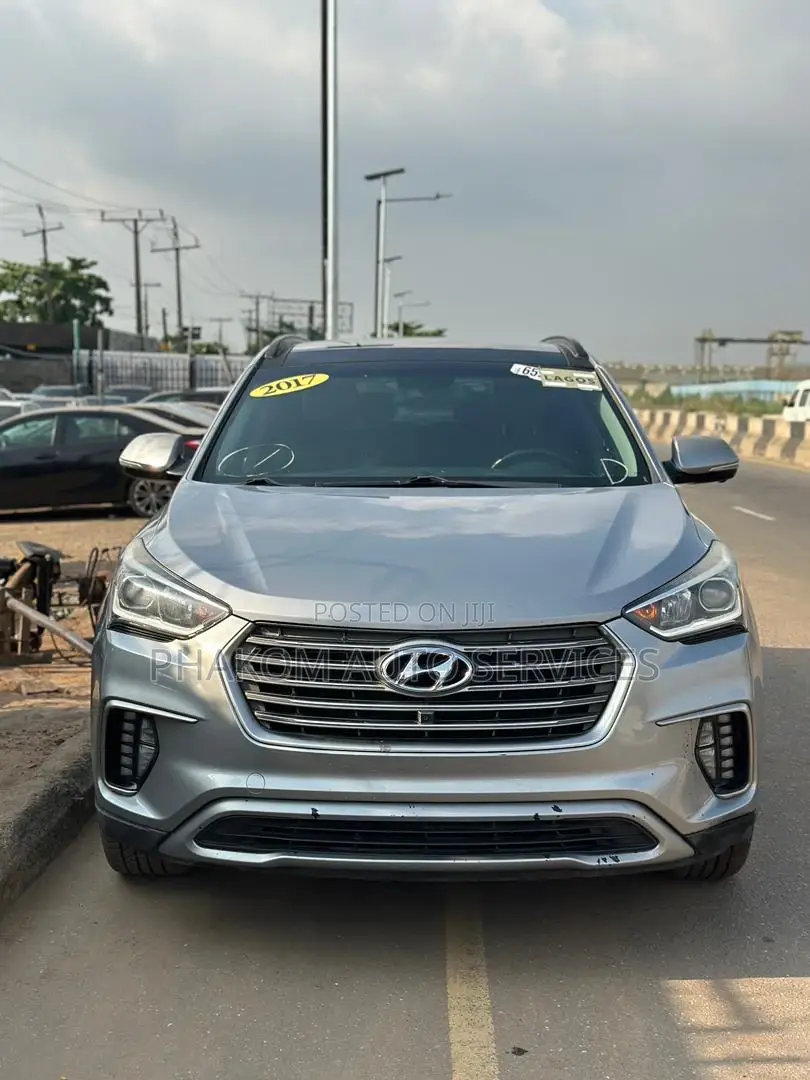 Hyundai Santa Fe Limited Ultimate AWD 2017 Silver