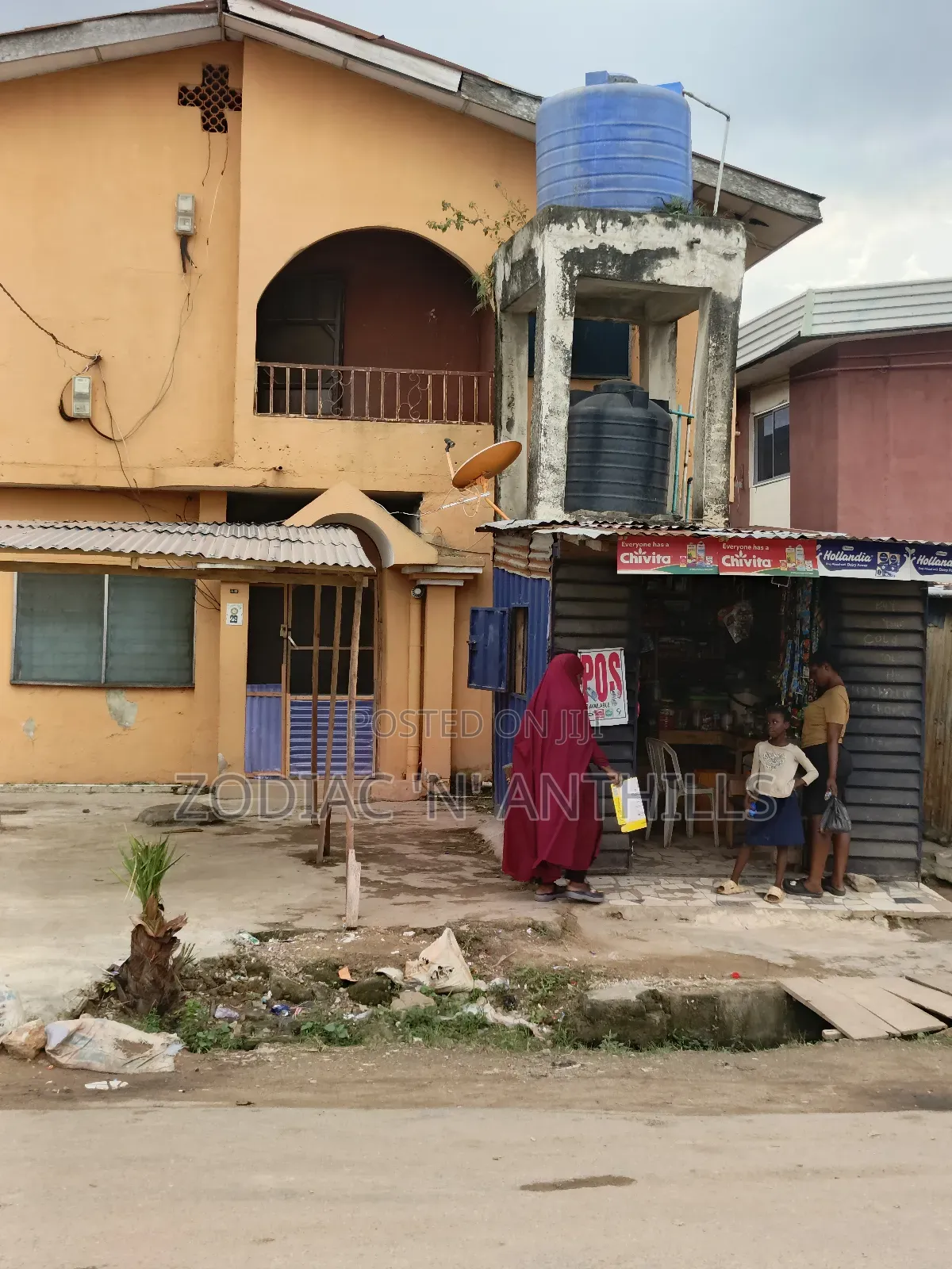 3bdrm Block of Flats in Ladoje, Oko-Oba for sale