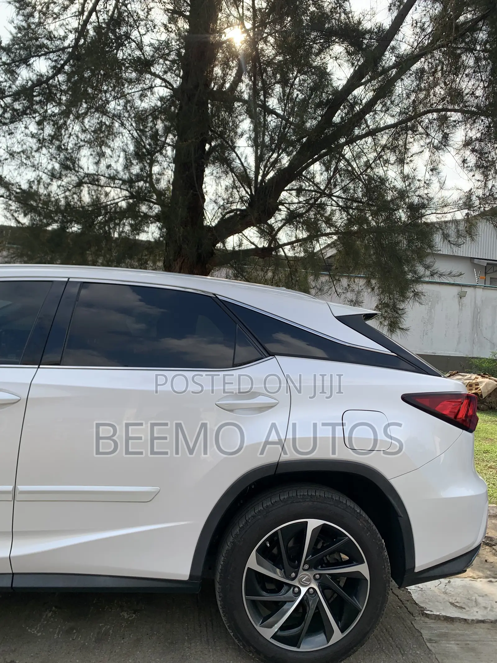 Lexus RX 350 FWD 2017 White