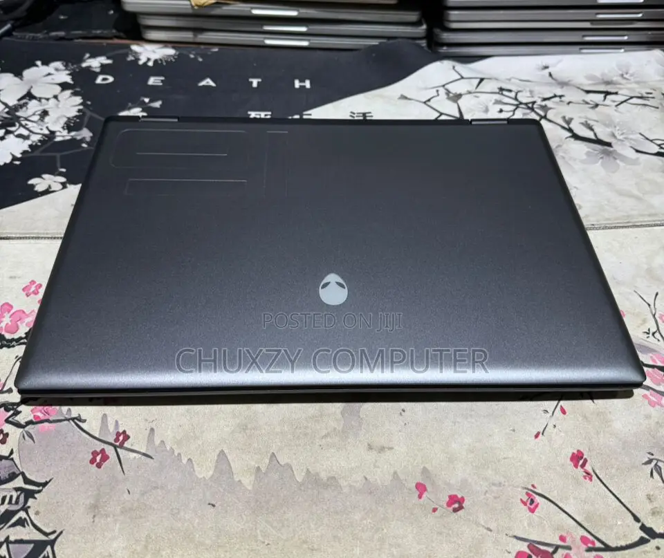 Laptop Dell Alienware M16 R2 16GB Intel Core Ultra 7 SSD 1T