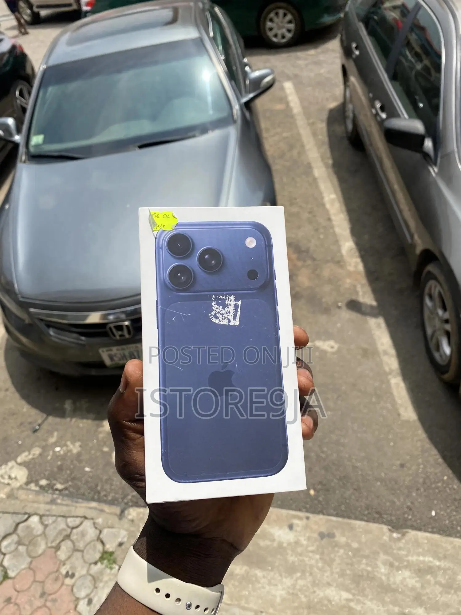 New Apple iPhone 17 Pro Max 256 GB Blue