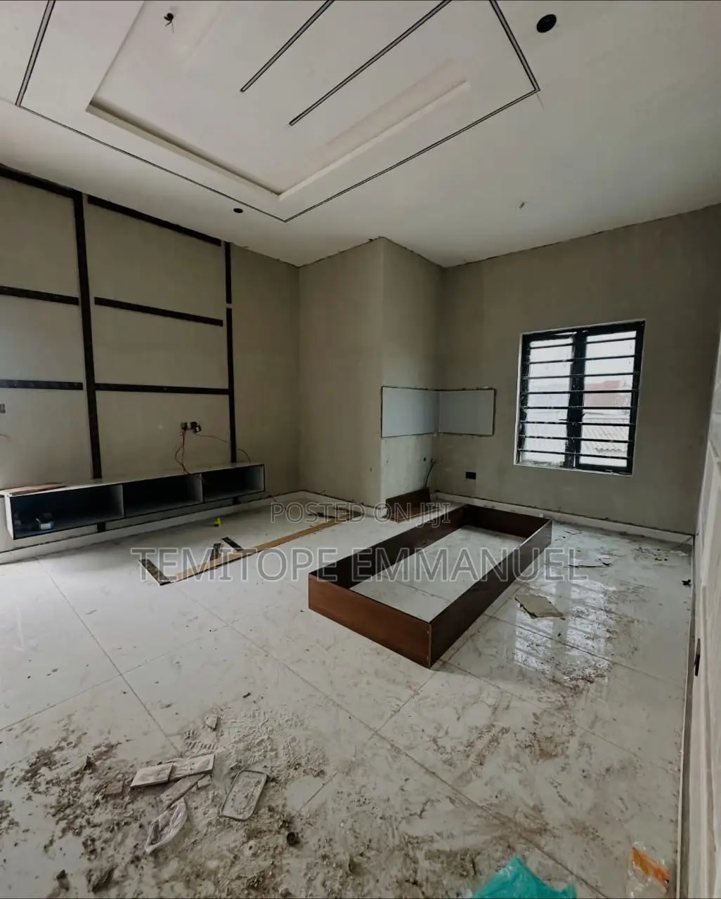 Furnished 5bdrm Duplex in Omole Phase 1 for sale