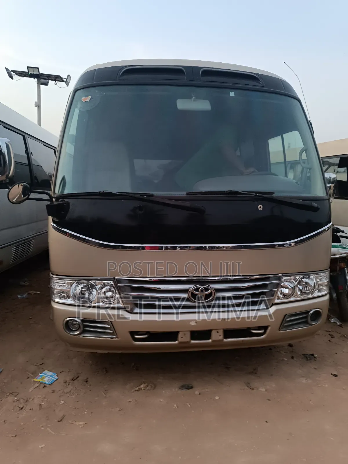 Toyota Coaster 2015 Gold