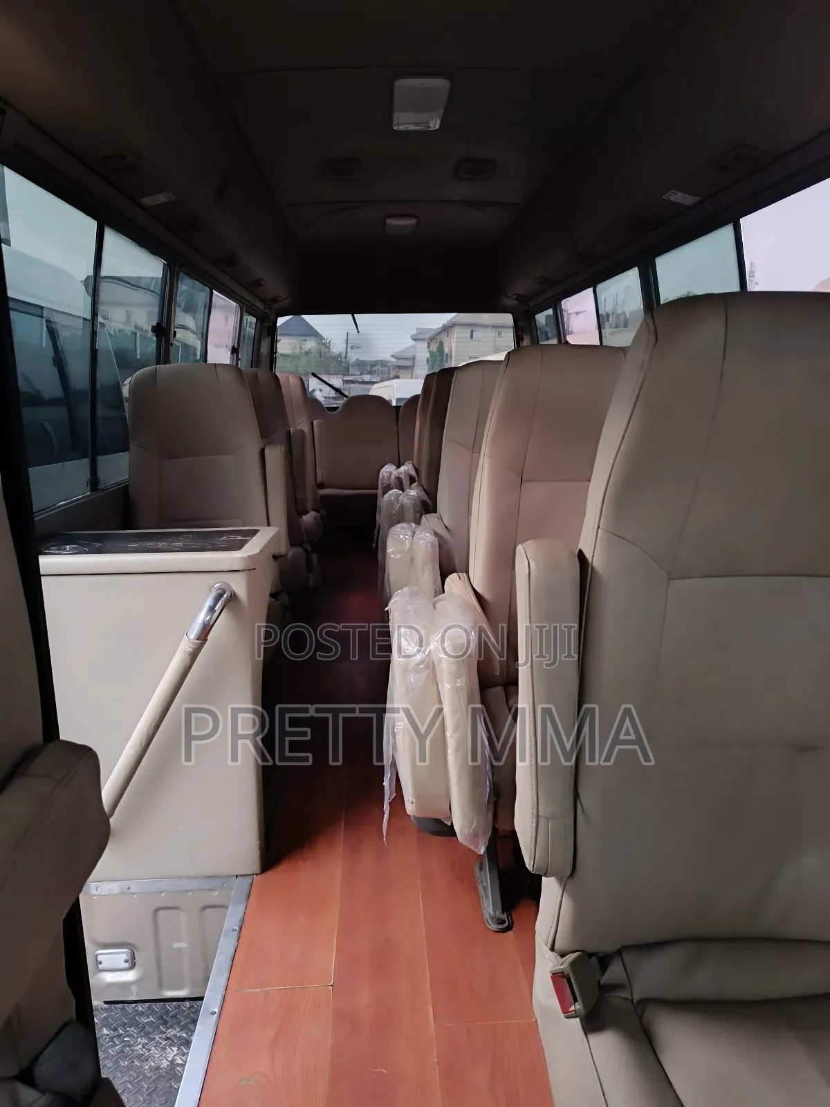 Toyota Coaster 2015 Gold