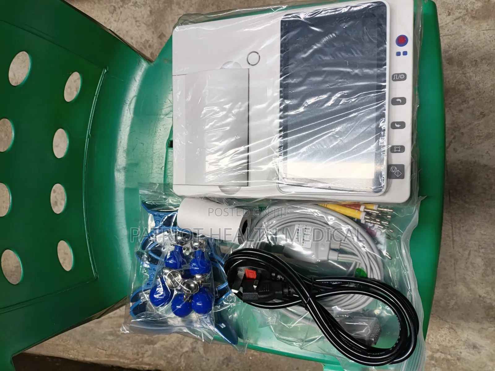 Ecg Machine 3channels (Electrocardiogram Machine )