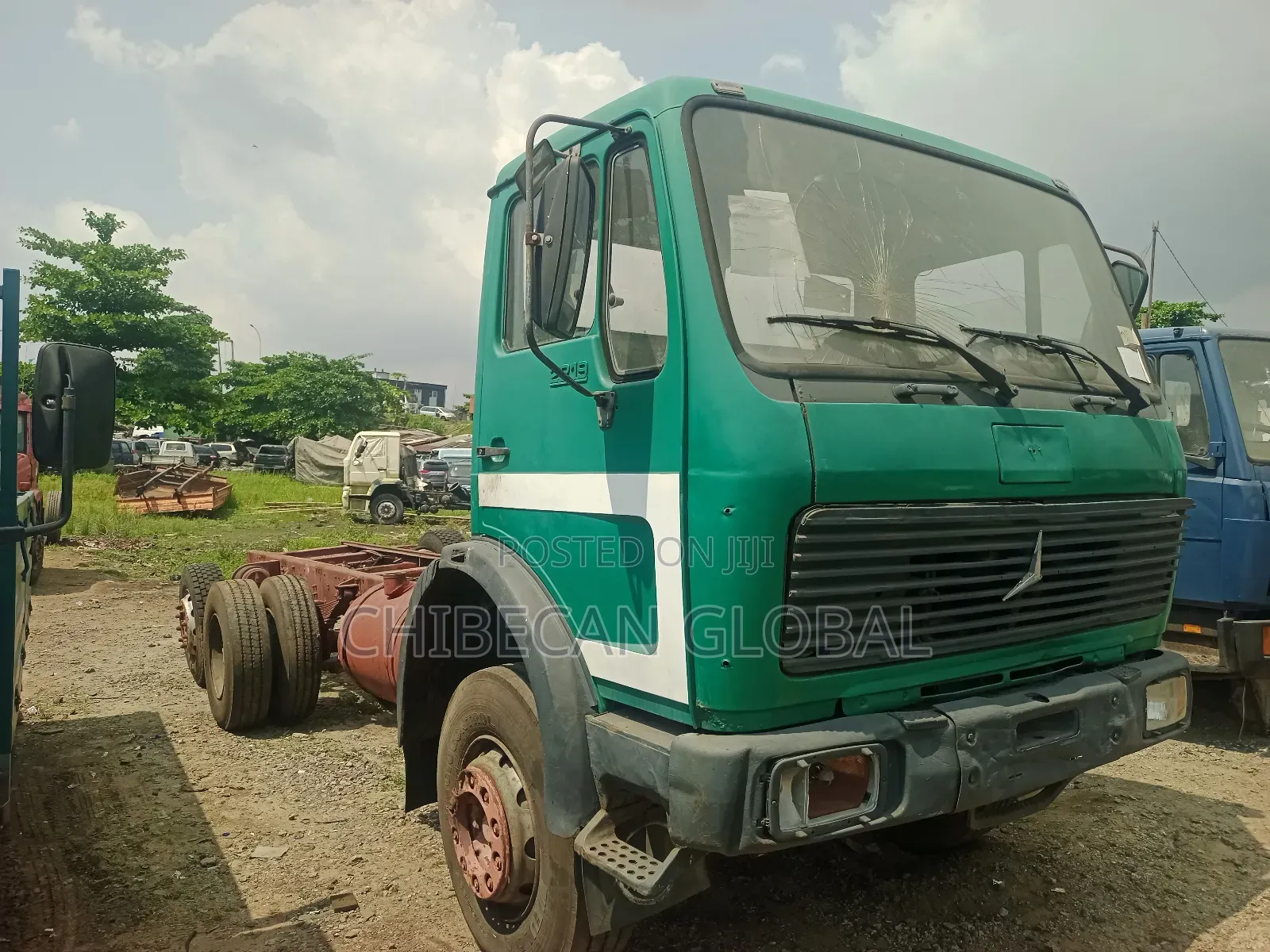 2219 Mercedes Benz Truck (Cab and Chassis) With V6. (Foreign Used)
