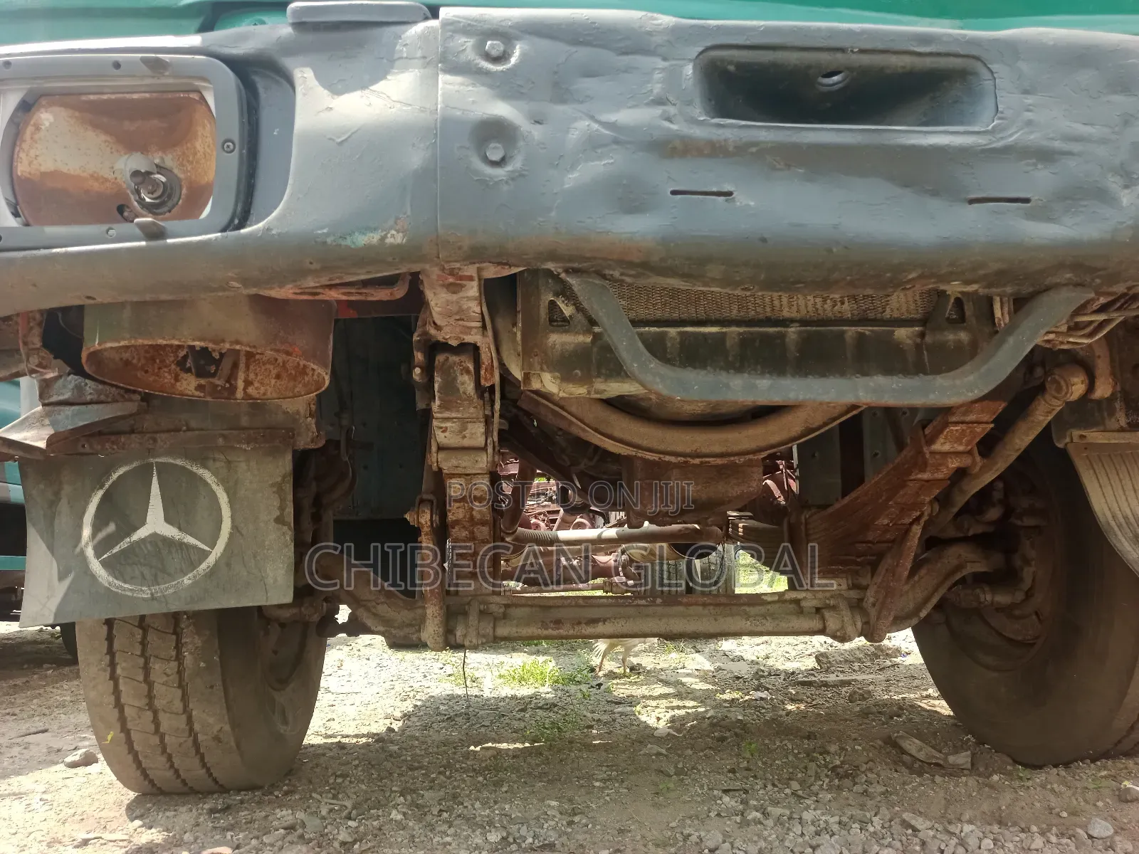 2219 Mercedes Benz Truck (Cab and Chassis) With V6. (Foreign Used)
