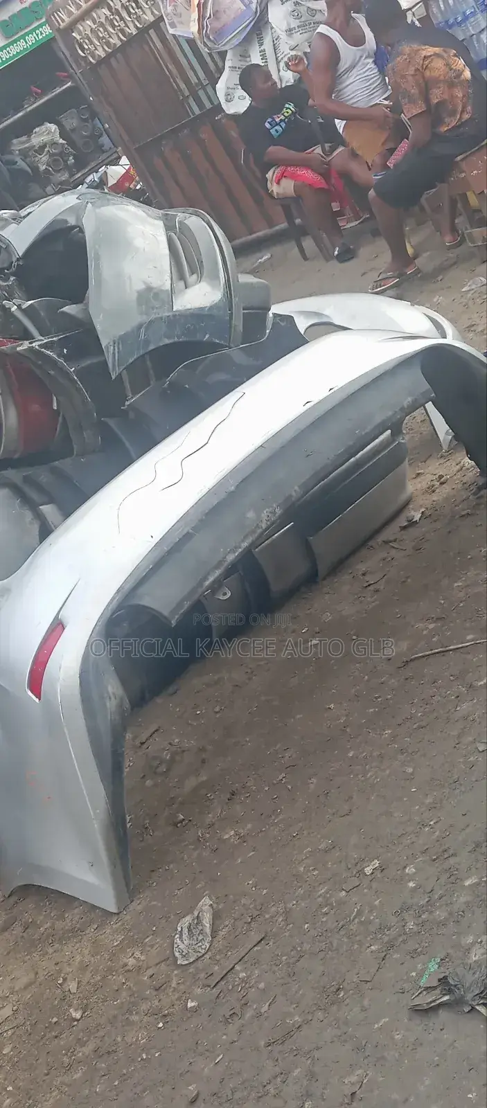 Back Bumper Es 350-2015