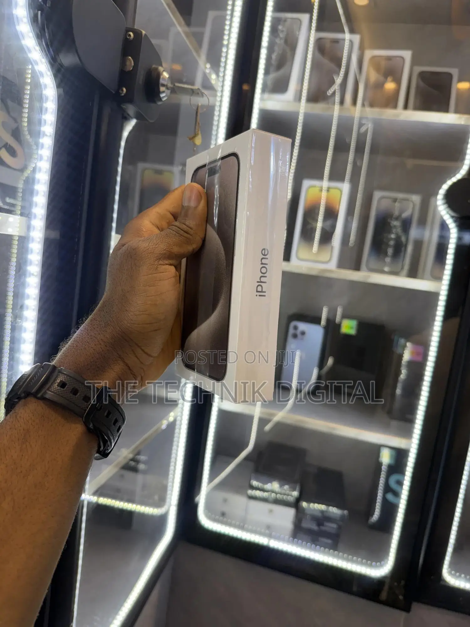 New Apple iPhone 15 Pro 256 GB Black