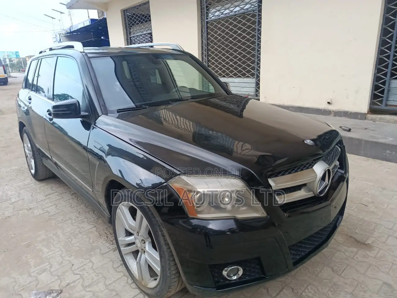 Mercedes-Benz GLK-Class 2010 Black