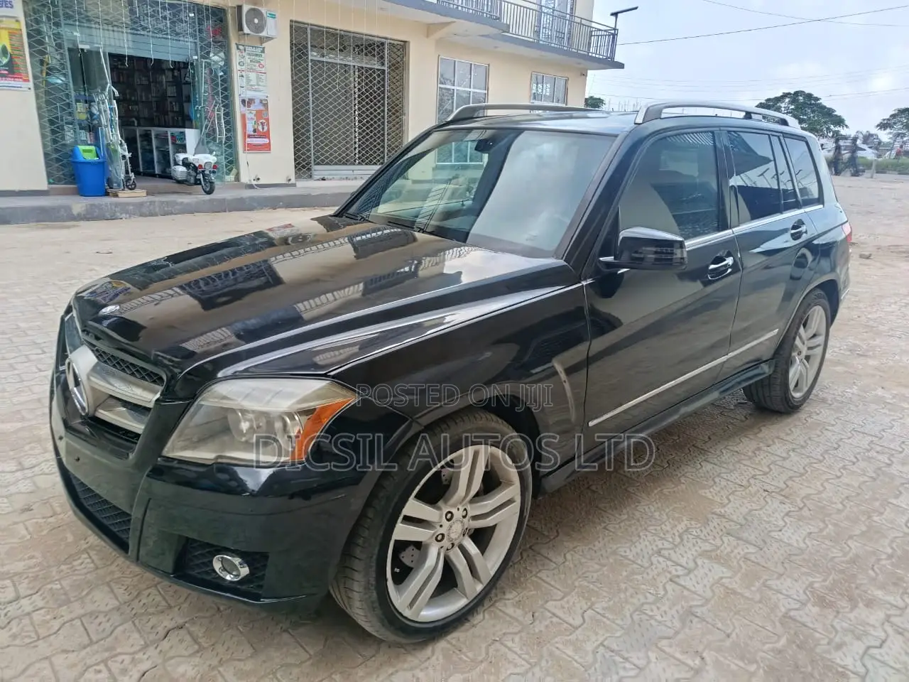 Mercedes-Benz GLK-Class 2010 Black