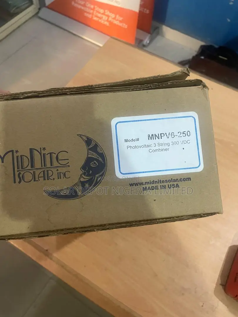 Midnite 6 String Combiner Box