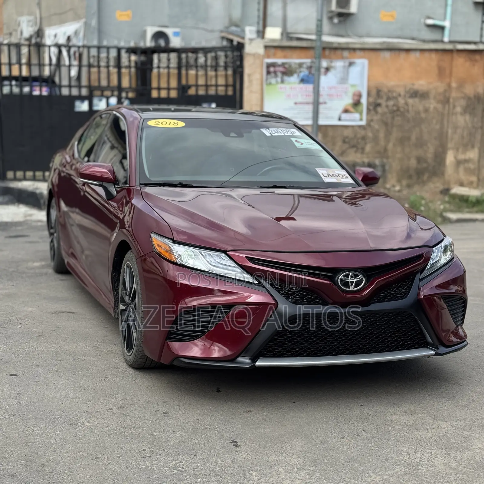 Toyota Camry XSE FWD (2.5L 4cyl 8AM) 2018 Red