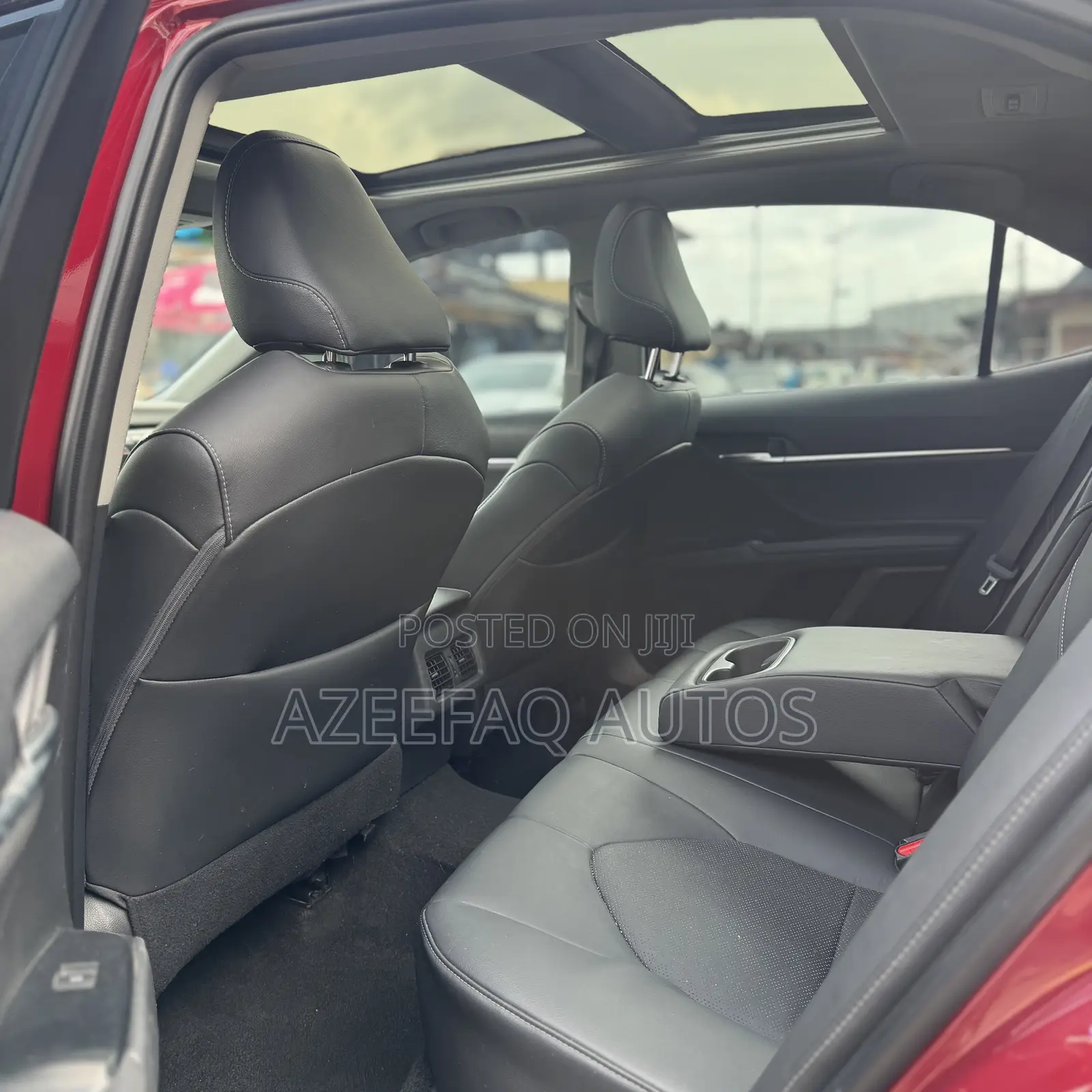 Toyota Camry XSE FWD (2.5L 4cyl 8AM) 2018 Red