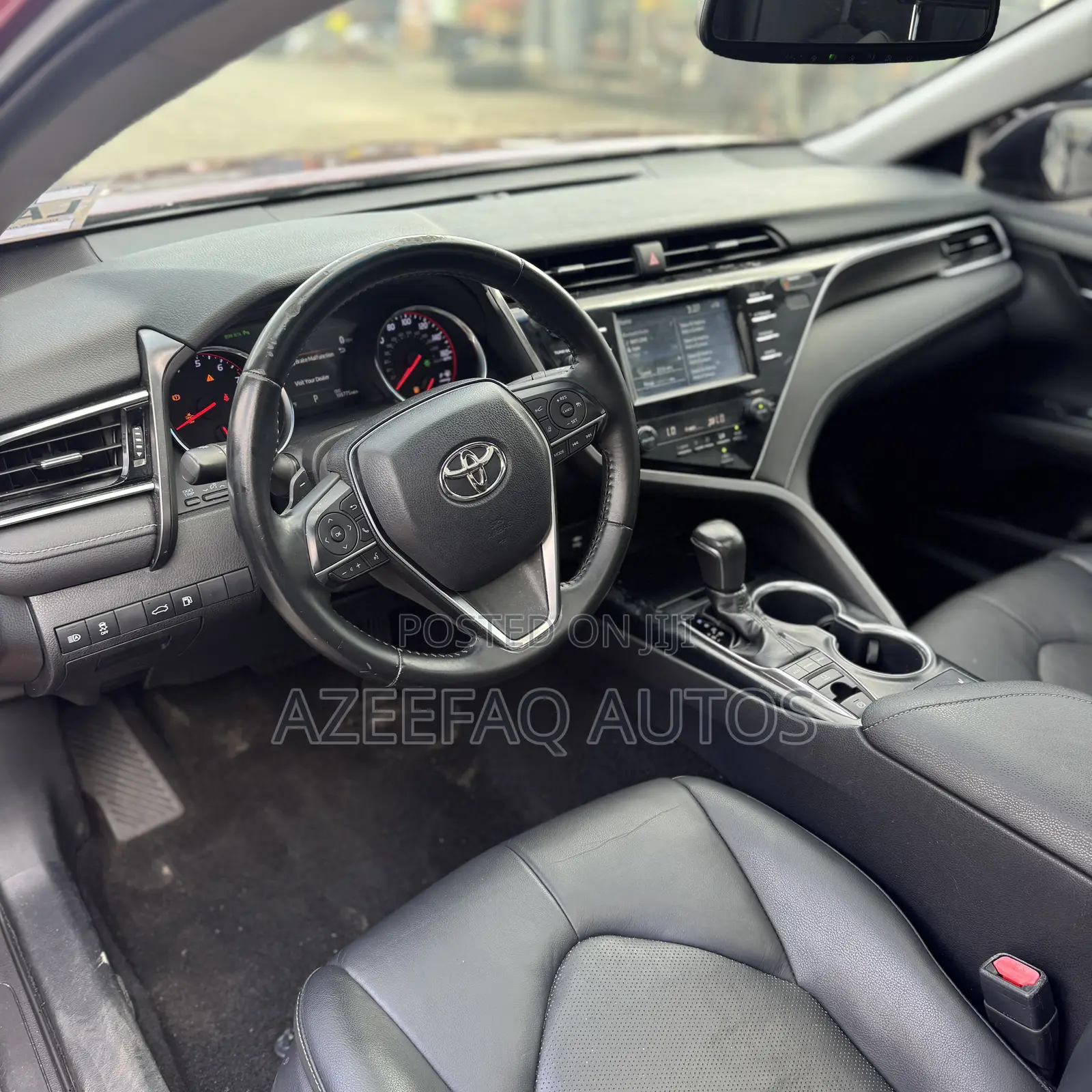 Toyota Camry XSE FWD (2.5L 4cyl 8AM) 2018 Red