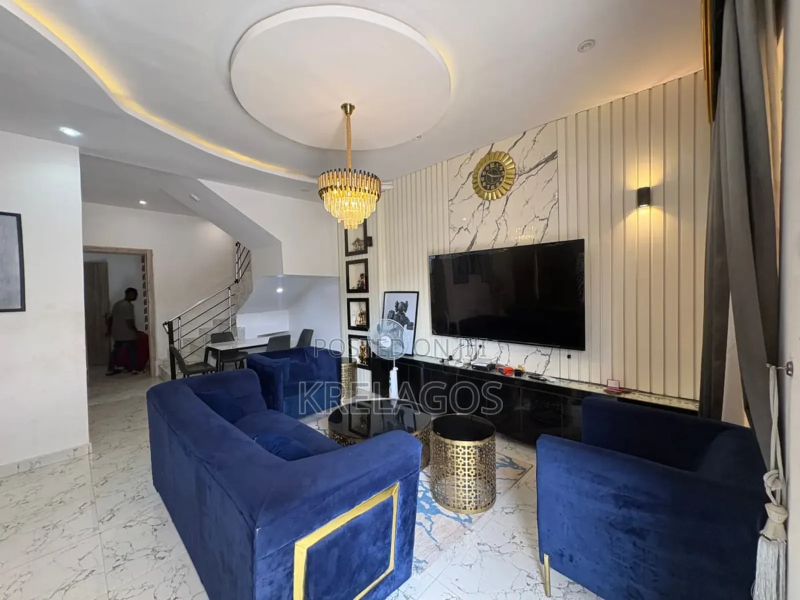 4bdrm Duplex in Orchid, Chevron for sale