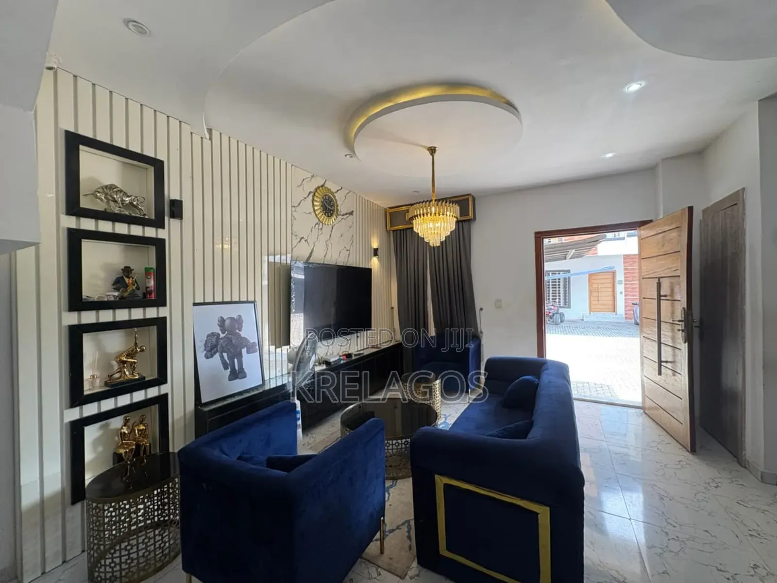 4bdrm Duplex in Orchid, Chevron for sale