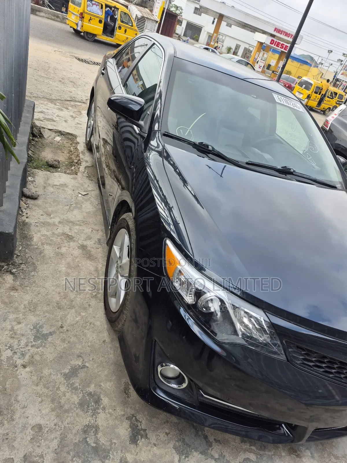 Toyota Camry SE 4dr Sedan (2.5L 4cyl 6A) 2012 Black