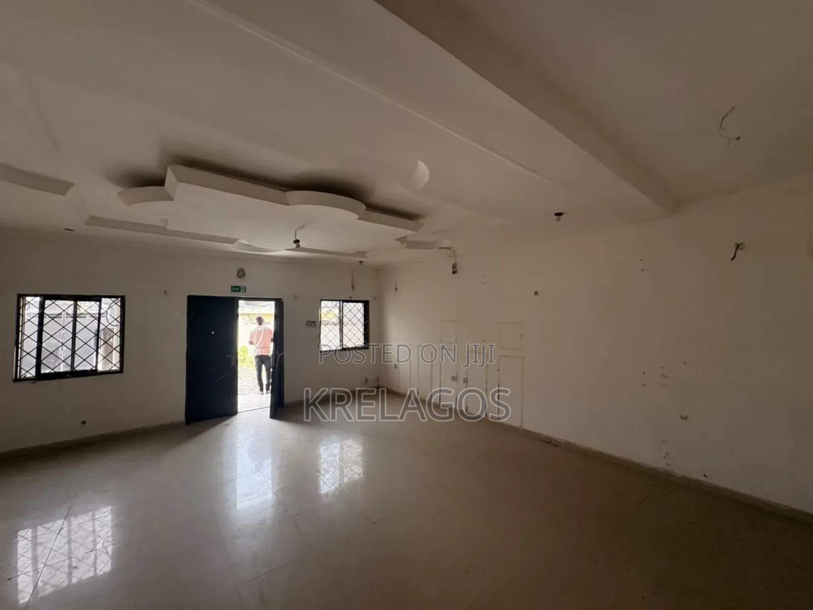 4bdrm Duplex in Agungi for sale