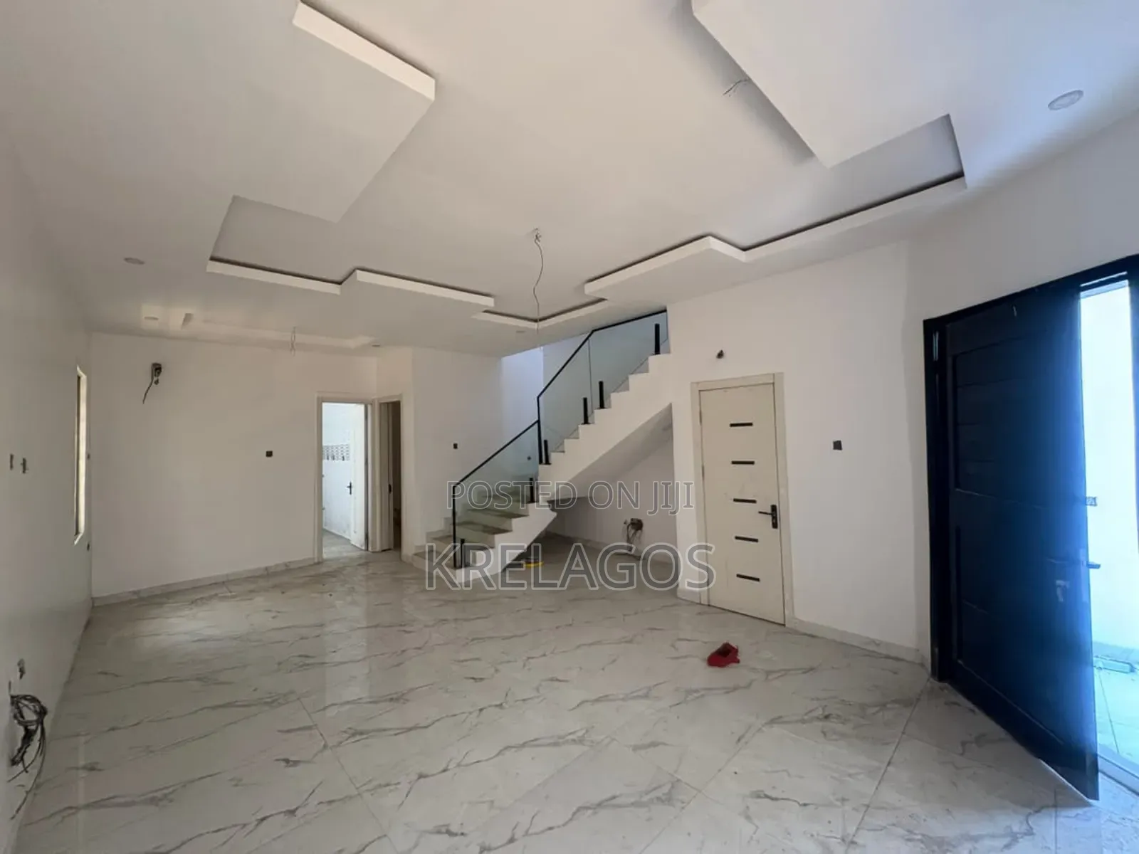 5bdrm Duplex in Agungi for sale