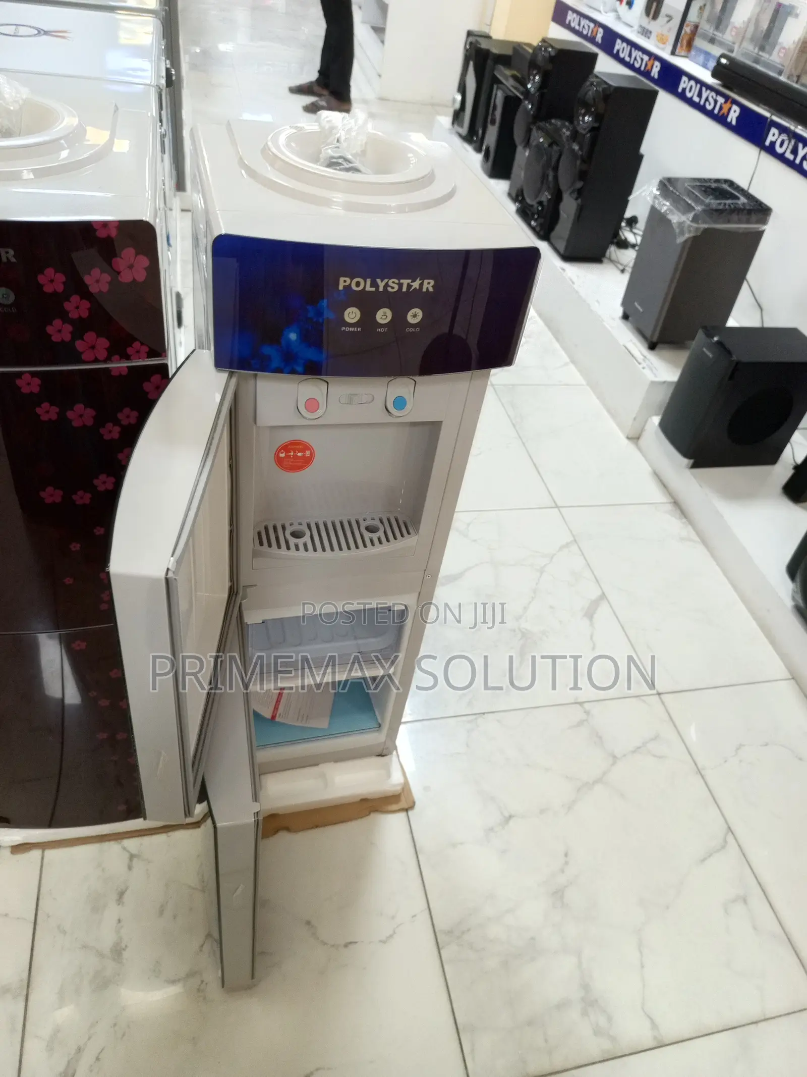 Pure Water on Demand: Polystar Pv-R6jx-5ffb With Integrated Cooling