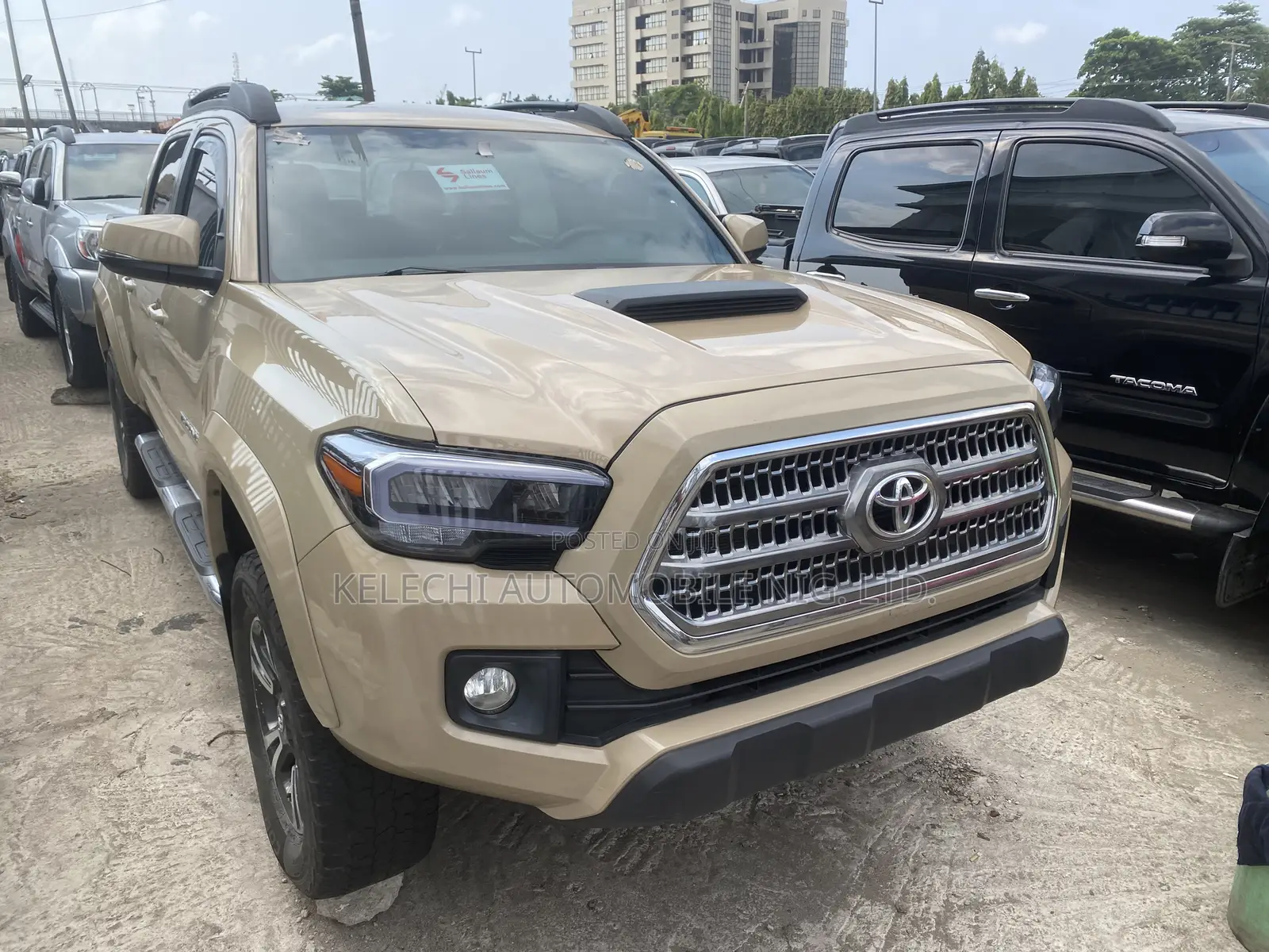 Toyota Tacoma TRD Sport 2017 Gold