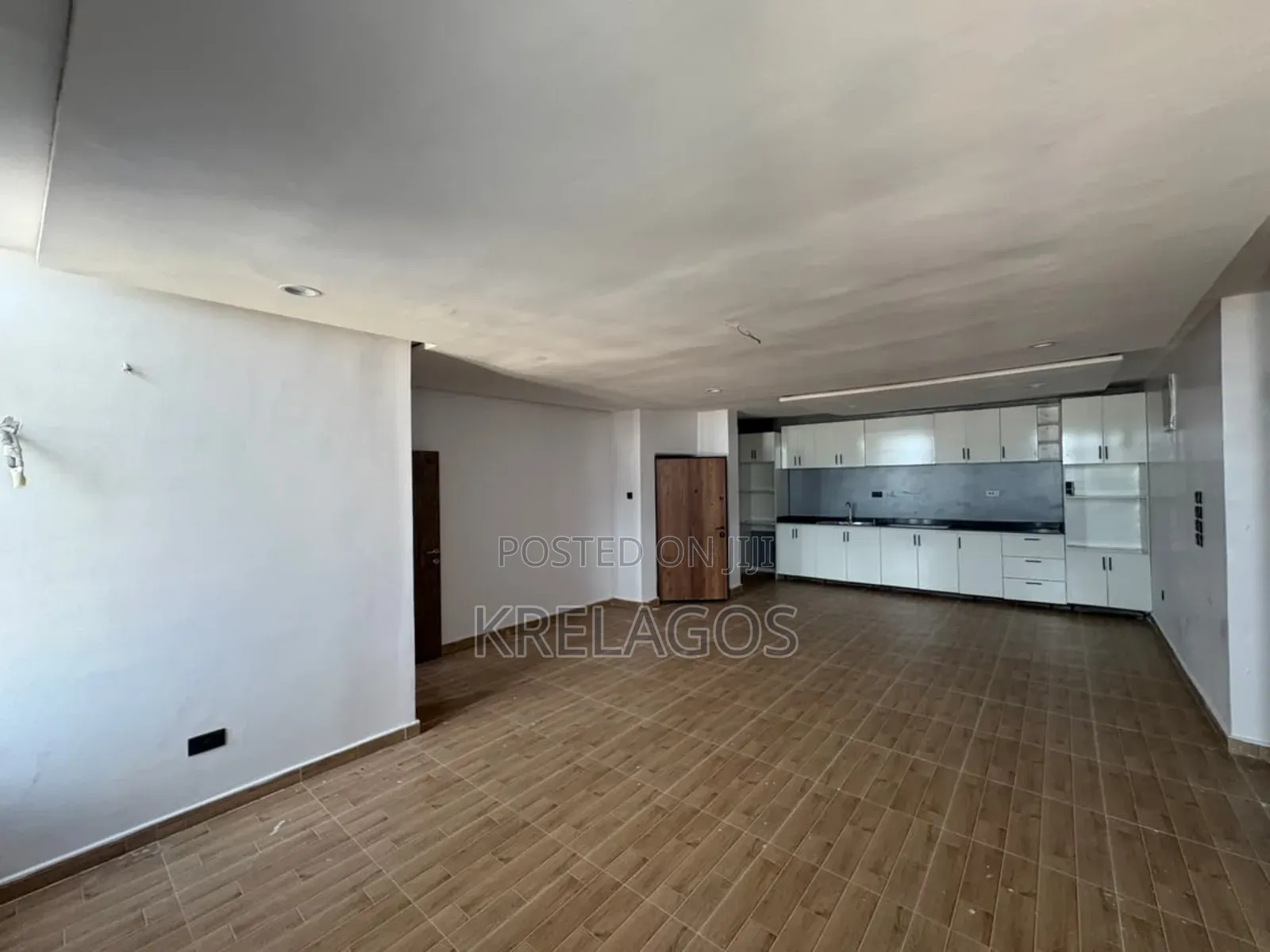 2bdrm Apartment in Agungi for sale