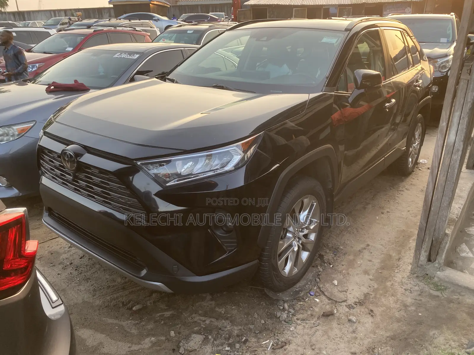 Toyota RAV4 Limited 2021 Black