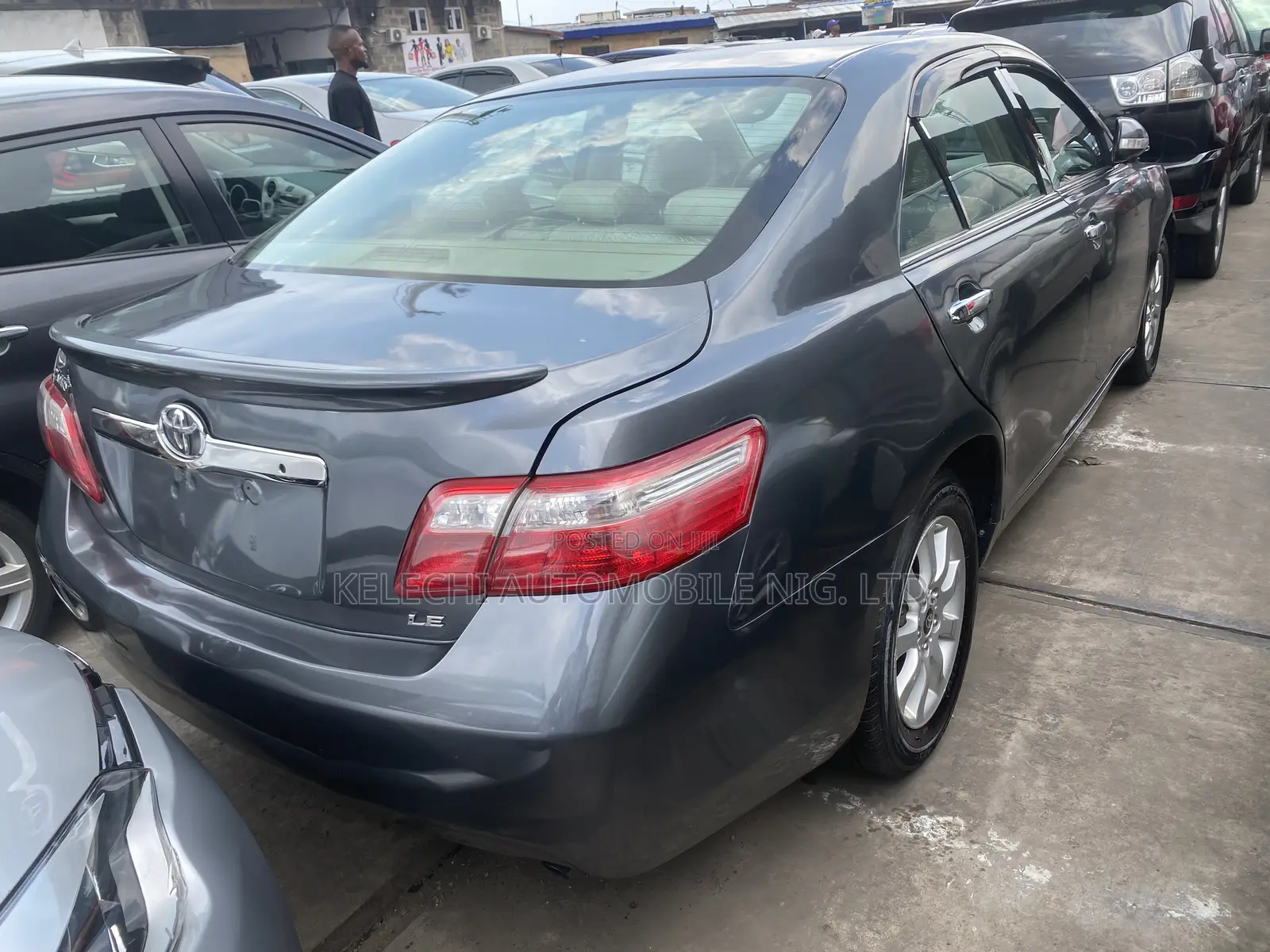 Toyota Camry LE 4dr Sedan (2.4L 4cyl 5A) 2008 Gray