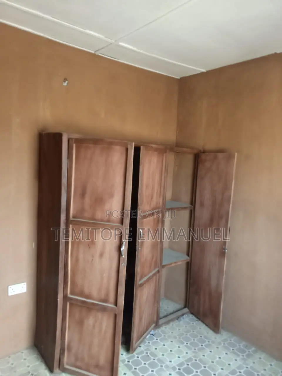 Furnished 15bdrm Apartment in Off Ekoro Junction for sale