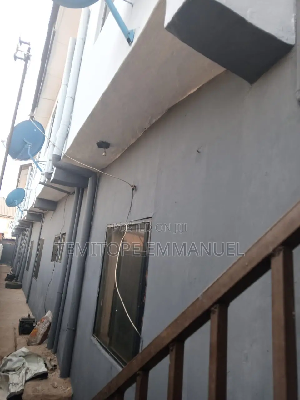 Furnished 15bdrm Apartment in Off Ekoro Junction for sale